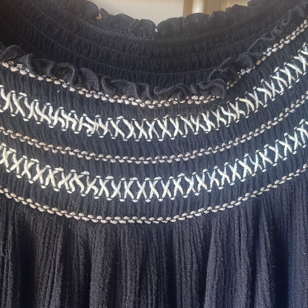 Dress - Picture 6 of 7